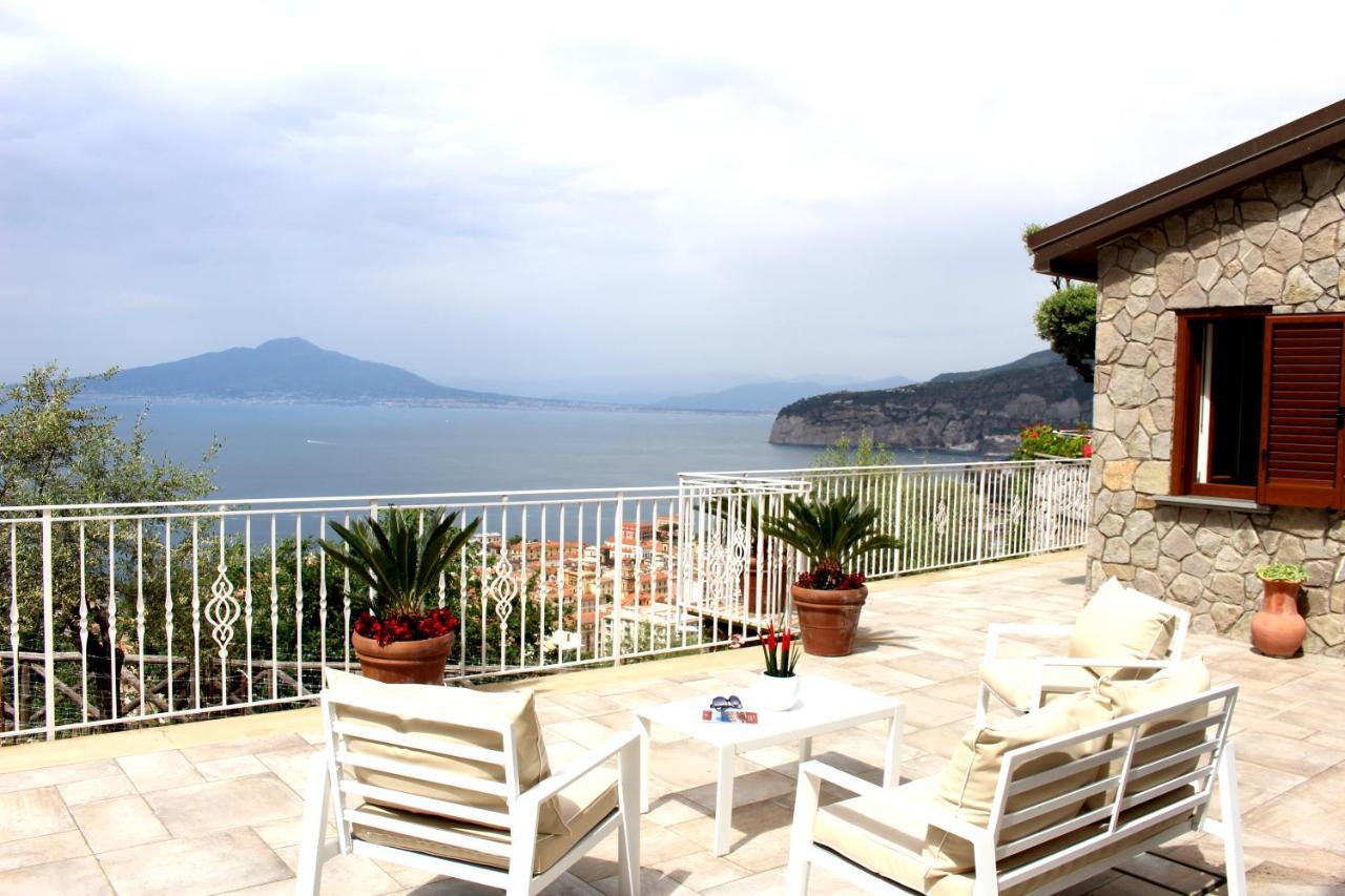 Mirasorrento Villa Eksteriør billede